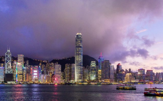 香港证监会半年考：35场活动探讨虚拟资产  发放交易所新牌照