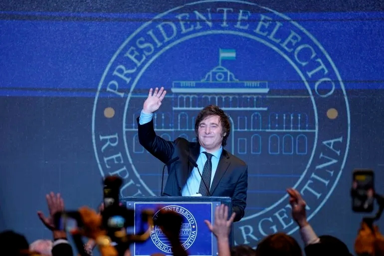 阿根廷新总统哈维尔·米莱：断绝父母关系 主张废除央行 支持比特币